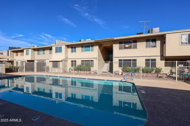 MLS: 6842649 Condo For Sale