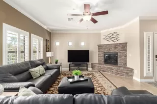 Photo #5: 6842741 Listing 