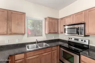 Photo #3: 6842808 Listing