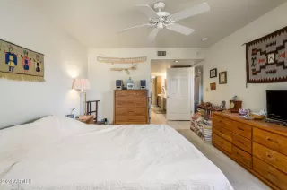 Photo #6: 6842826 Listing