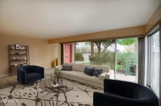 Photo #1: 6842828 Listing