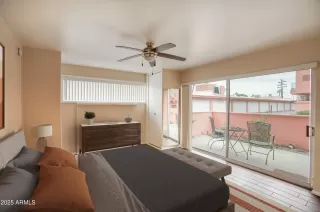 Photo #3: 6842828 Listing