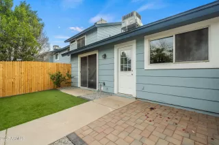 Photo #1: 6842927 Listing 