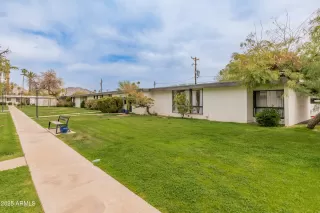 Photo #3: 6842973 Listing