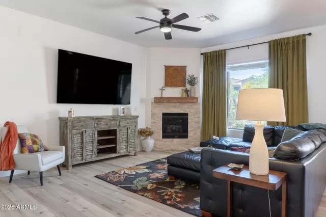 MLS: 6843058 Condo For Sale