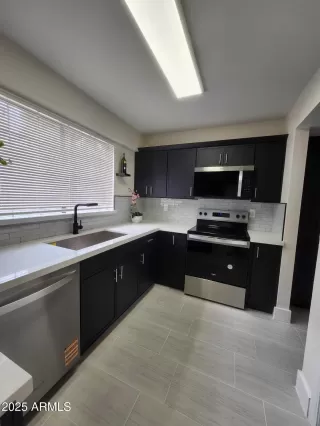 Photo #1: 6843063 Listing 