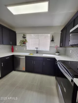 Photo #2: 6843063 Listing 