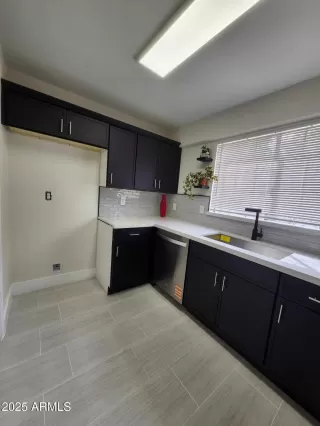 Photo #3: 6843063 Listing 