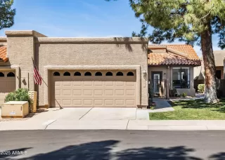 Photo #1: 6843093 Listing 