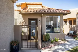 Photo #3: 6843093 Listing 