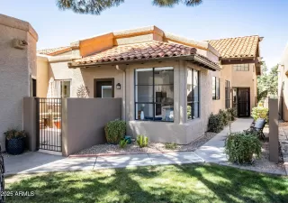 Photo #4: 6843093 Listing 