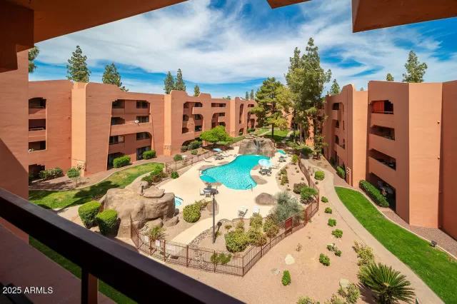 MLS: 6843106 Condo For Sale