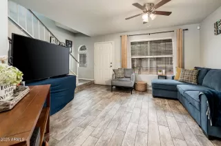 Photo #2: 6843118 Listing