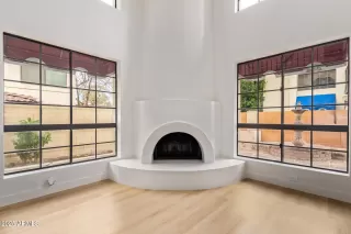 Photo #4: 6843129 Listing 