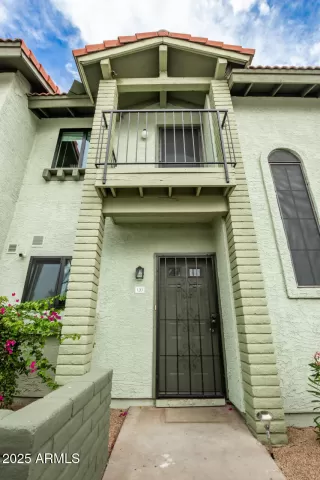 Photo #1: 6843159 Listing