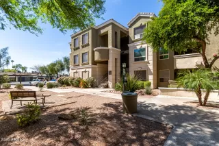 Photo #2: 6843163 Listing 