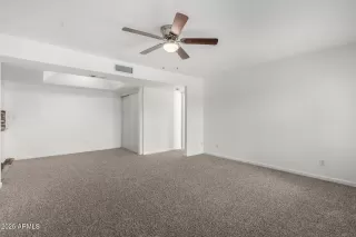 Photo #3: 6843209 Listing