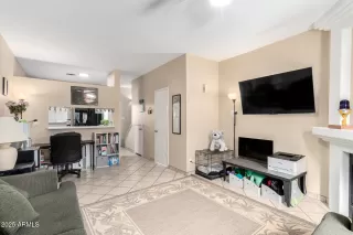 Photo #4: 6843213 Listing 