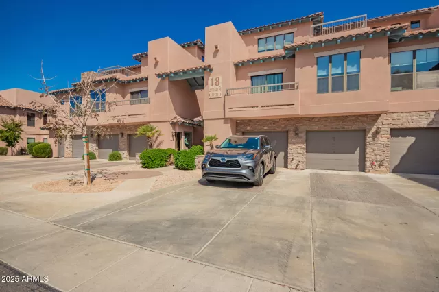 MLS: 6843320 Condo For Sale