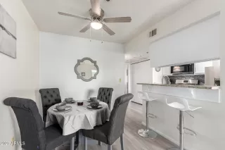 Photo #3: 6843328 Listing