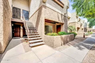 Photo #5: 6843385 Listing