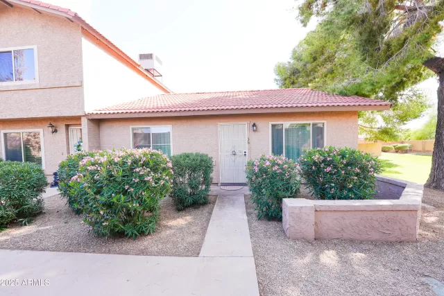 MLS: 6843417 Condo For Sale