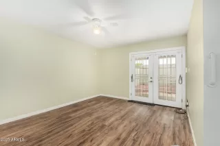 Photo #3: 6843654 Listing