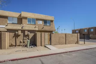 Photo #6: 6843733 Listing 