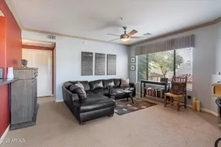 Photo #3: 6843798 Listing 