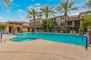 Photo #2: 6843987 Listing