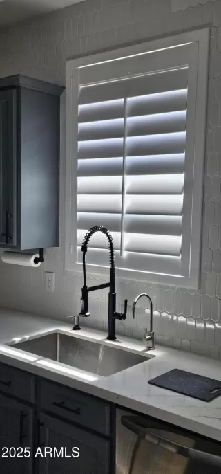 Photo #5: 6843987 Listing