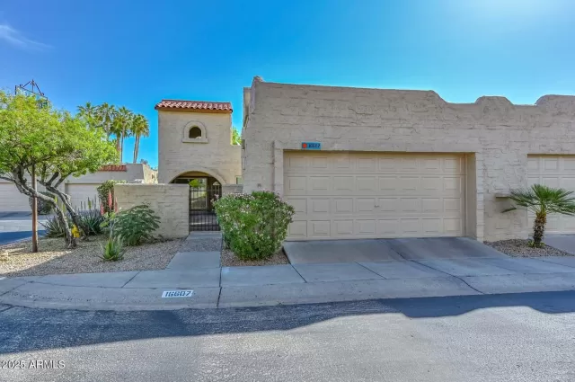 MLS: 6844307 Condo For Sale