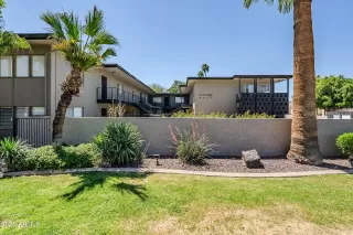 More Details about MLS # 6844449 : 6530 N 12TH STREET#11