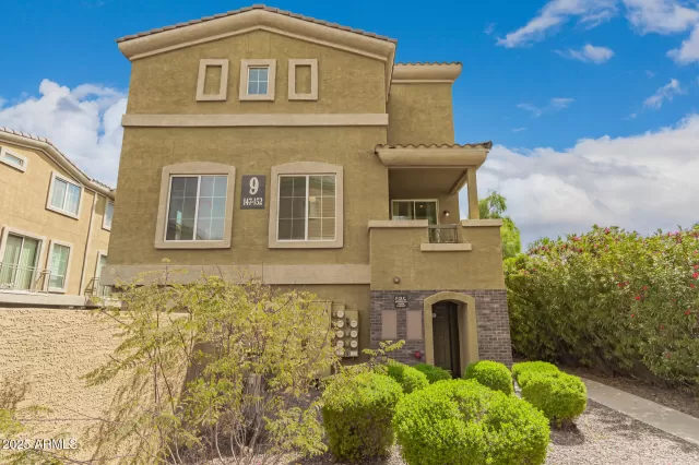 MLS: 6844556 Condo For Sale