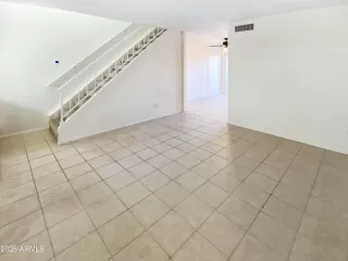 Photo #2: 6844723 Listing 