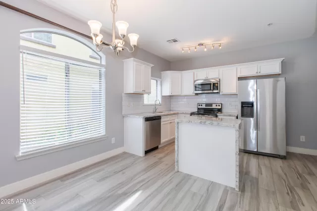 MLS: 6844843 Condo For Sale