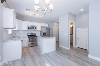 Photo #3: 6844843 Listing 