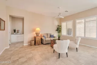 Photo #4: 6844873 Listing 