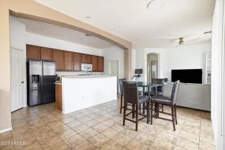 Photo #1: 6845003 Listing