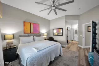 Photo #3: 6845059 Listing