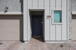 Photo #1: 6845185 Listing 