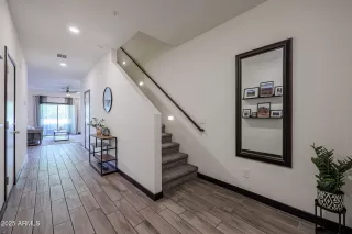 Photo #3: 6845185 Listing 