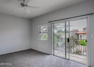 Photo #5: 6845211 Listing