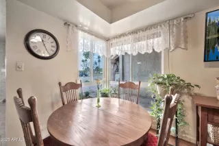 Photo #6: 6845318 Listing 