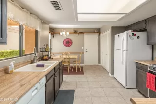 Photo #3: 6845331 Listing 