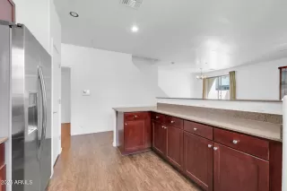 Photo #5: 6845340 Listing