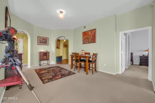 Photo #3: 6845464 Listing