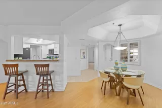 Photo #6: 6845519 Listing