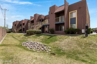 More Details about MLS # 6845580 : 16602 N 25TH STREET#112