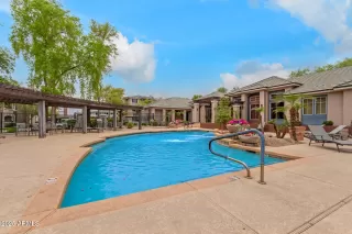 Photo #2: 6845741 Listing